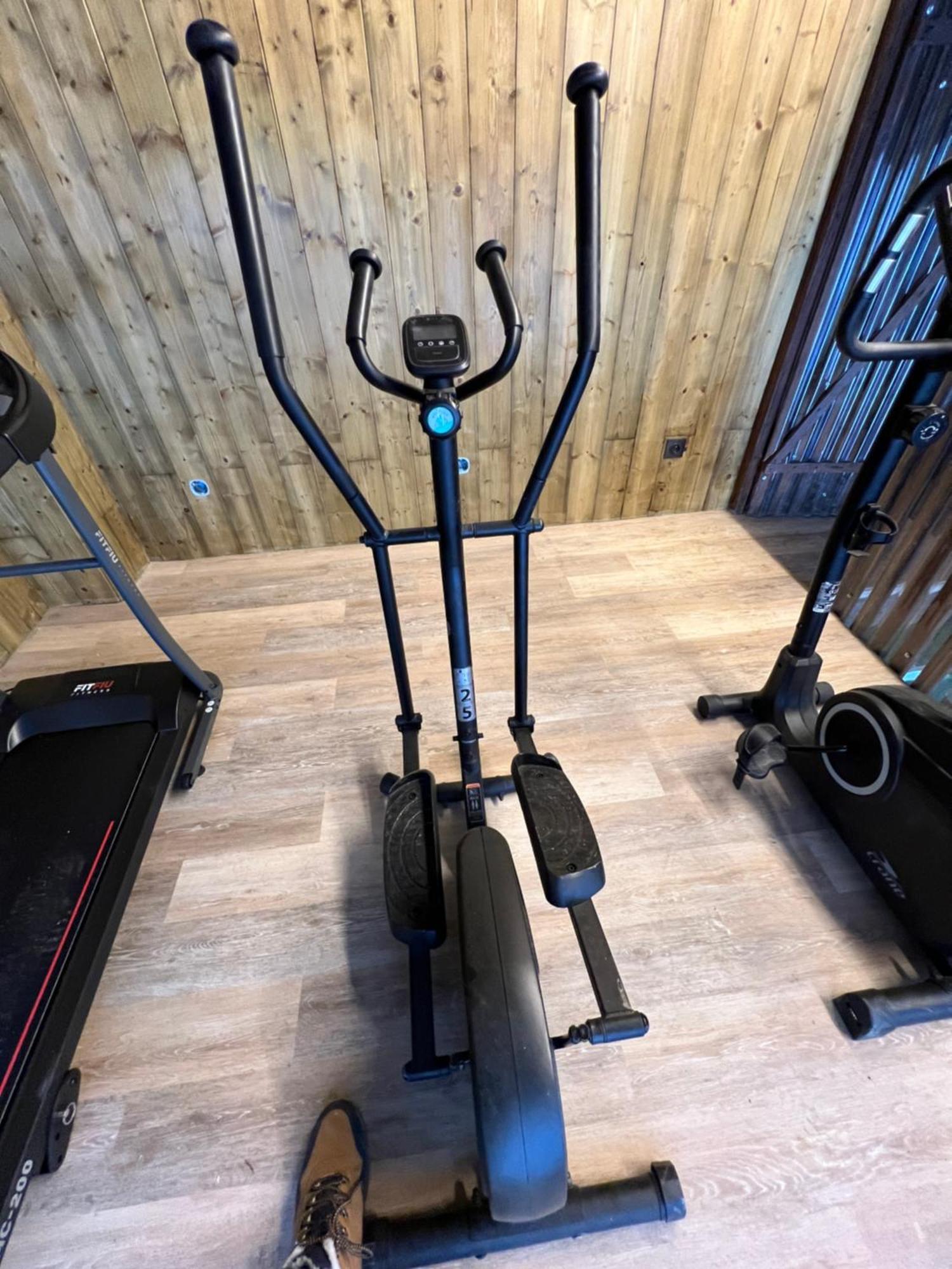 Esprit Jaune - Cosy Studio Salengro - Sauna & Sport Club Mulhouse Bagian luar foto